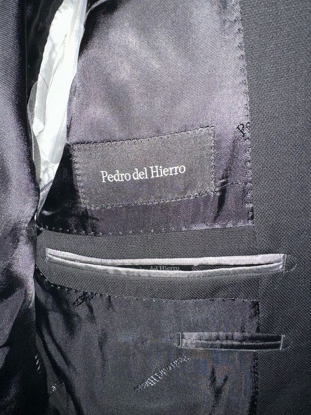 Traje Pedro del Hierro