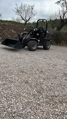 EXCAVADORA WOLF WL80