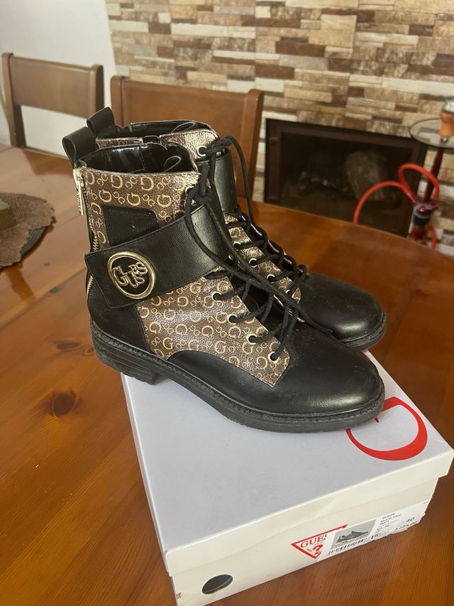 se venden botas gess como nuevas
