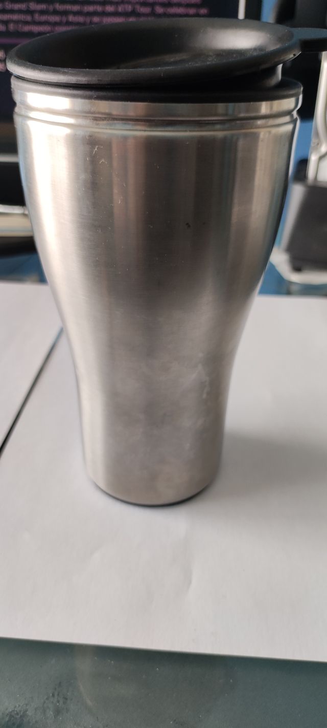 Vaso térmico de aluminio con tapa a presión