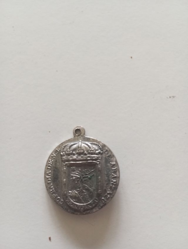 Joyería antigua catolica