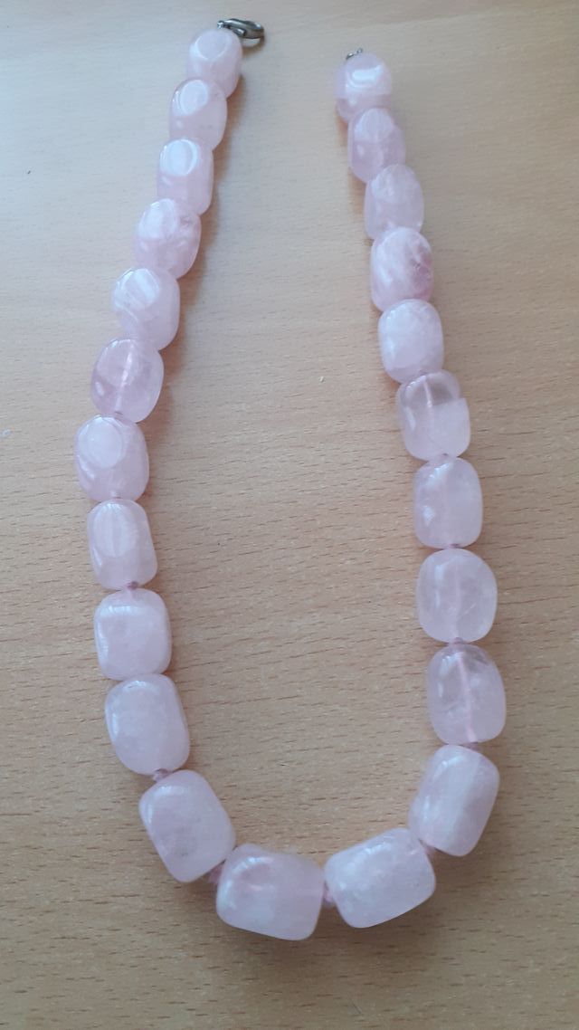 Collana di quarzo rosa. 49 cm