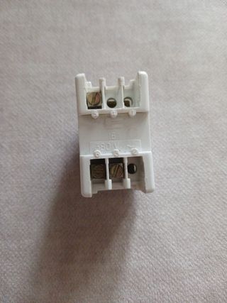 Interruptor conmutador eunea 16A 380V,