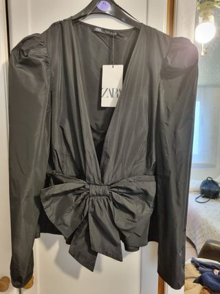 Camisa fiesta negra Zara
