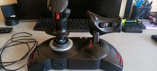 Joystick T Flight Hotas X