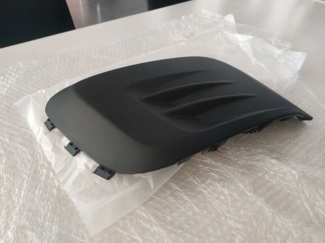 Tapa paragolpes derecho partner berlingo