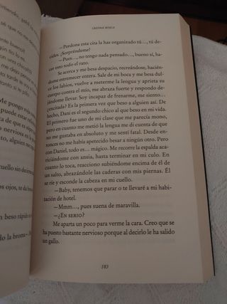 Libro FOREVER. Se buscan princesas.