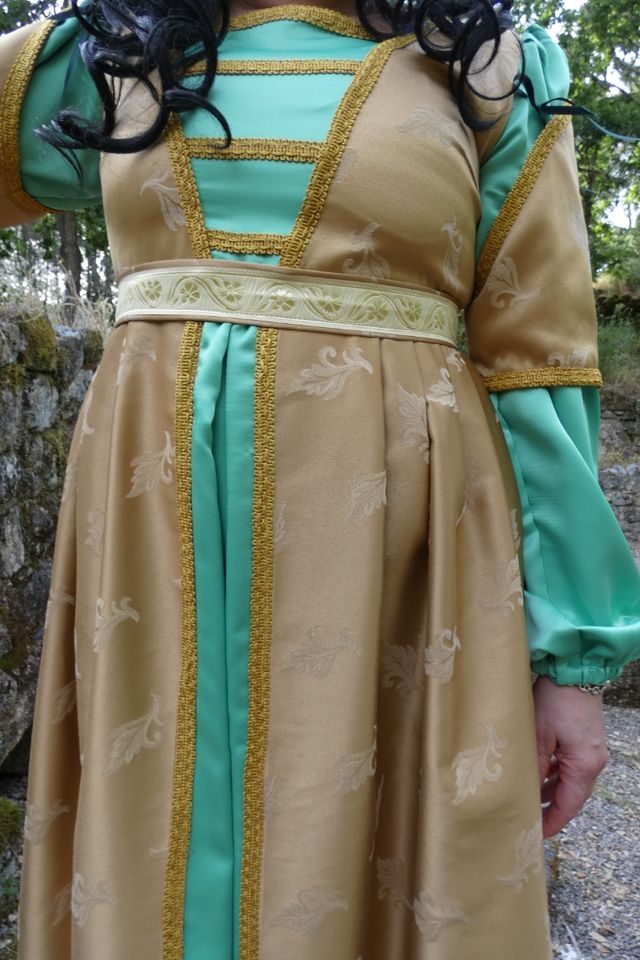 Vestido medieval