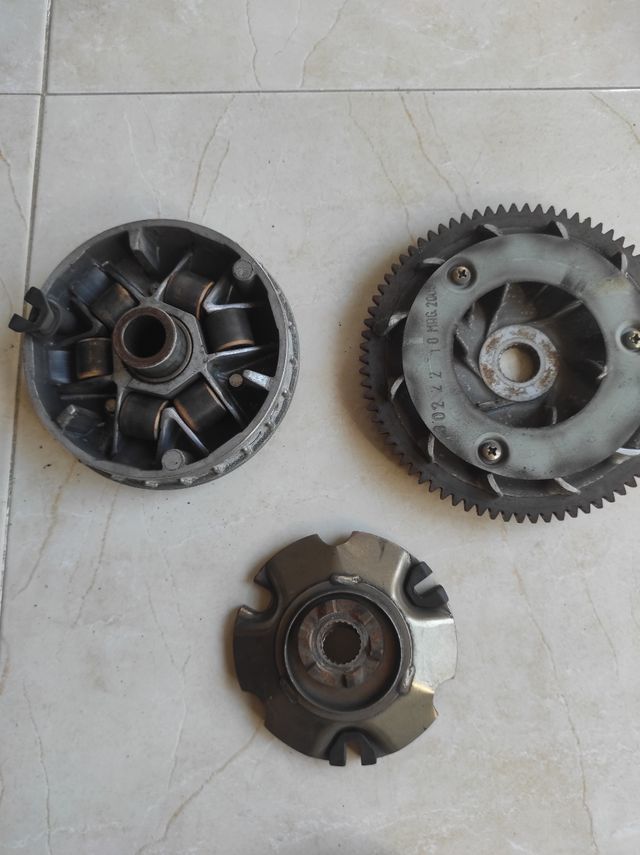 Variatore + puleggia Piaggio 125 X9 Evolution