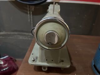 Maquina de coser wertheim