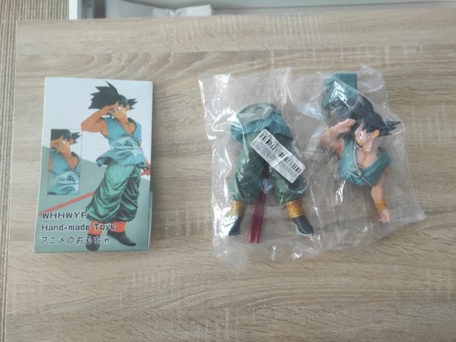 Figura Goku 10⁰ aniversario. 30cm