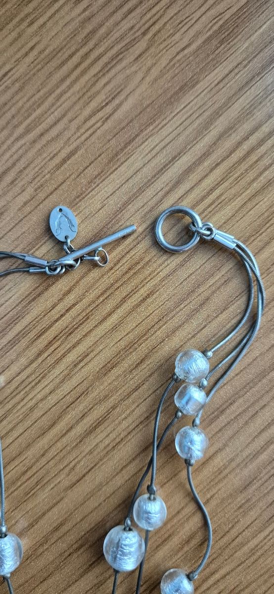 Collar de cristal de murano blanco