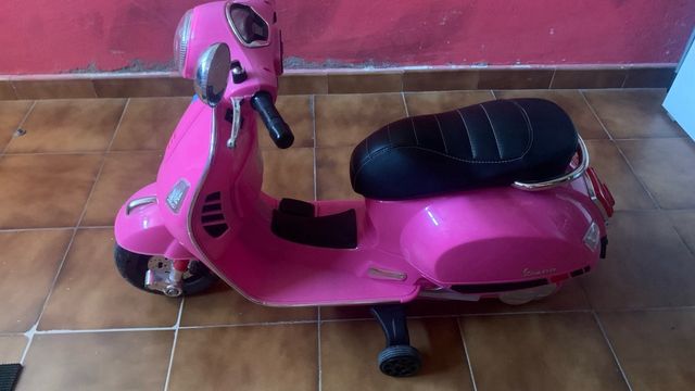 Vespa Electrica Rosa
