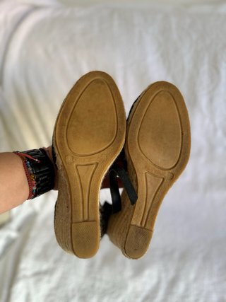 Sandalias esparto negras. “Gios Eppo”