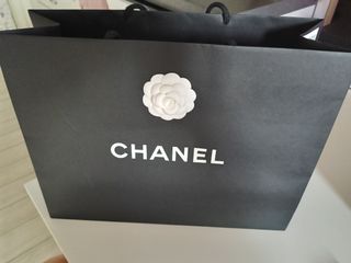 Busta Chanel