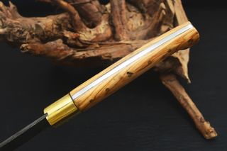 Coltello fatto a mano in acciaio damasco