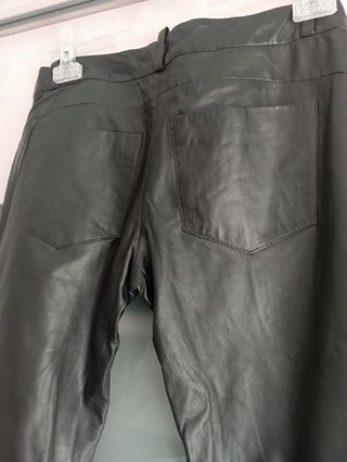 Pantalones de cuero Calvin Klein nuevos 