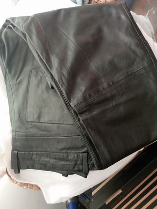 Pantalones de cuero Calvin Klein nuevos 