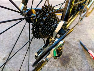 Bici Professionale Full Carbon Scott