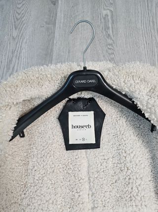 Cazadora House of CB de borreguito