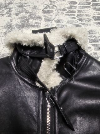 Cazadora House of CB de borreguito