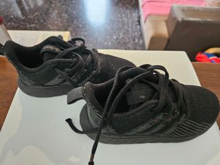 Scarpe Adidas nro 29