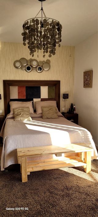 Banco zapatero pie de cama