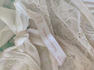 Blusa blanca plisada de Zara