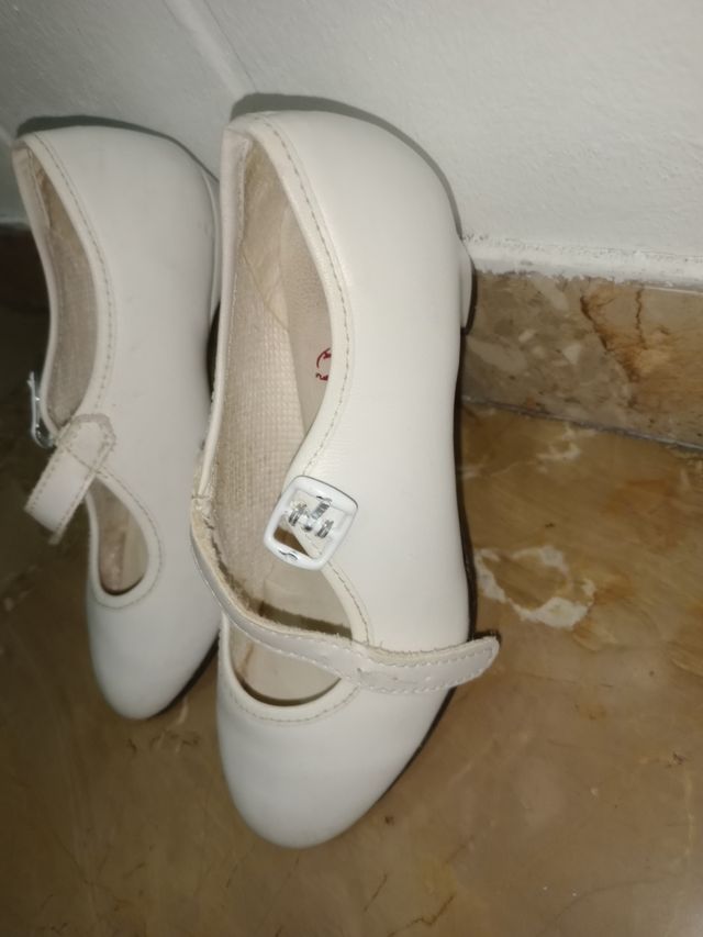 Zapatos flamenca de niña