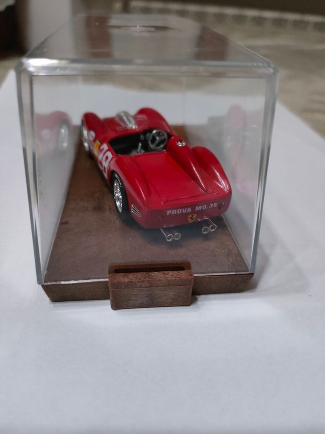 Modellino F1 Ferrari 250 1960 Brumm 1/43