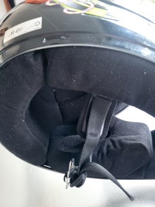 Casco de moto de la marca Rush Helmets