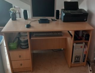 Mueble ordenador