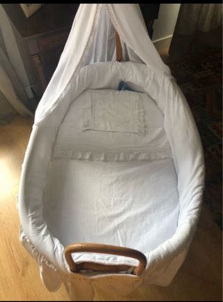 Moises bambu con vestidura