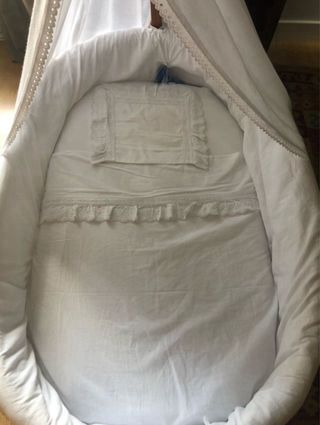 Moises bambu con vestidura