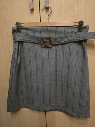 Falda de zara.  Talla M. Sin etiquetas