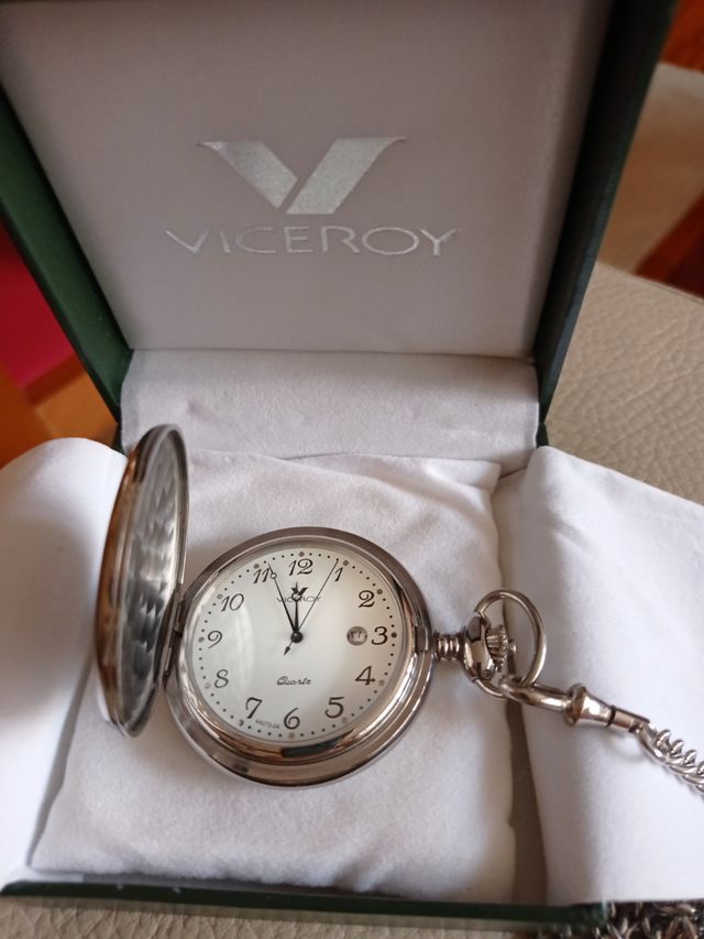 Reloj bolsillo con cadena