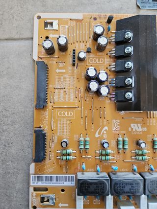 Fuente TV Samsung UE55KS8000