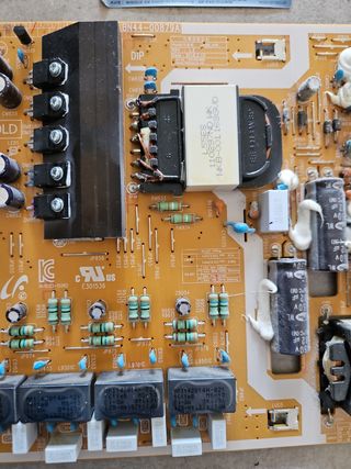 Fuente TV Samsung UE55KS8000