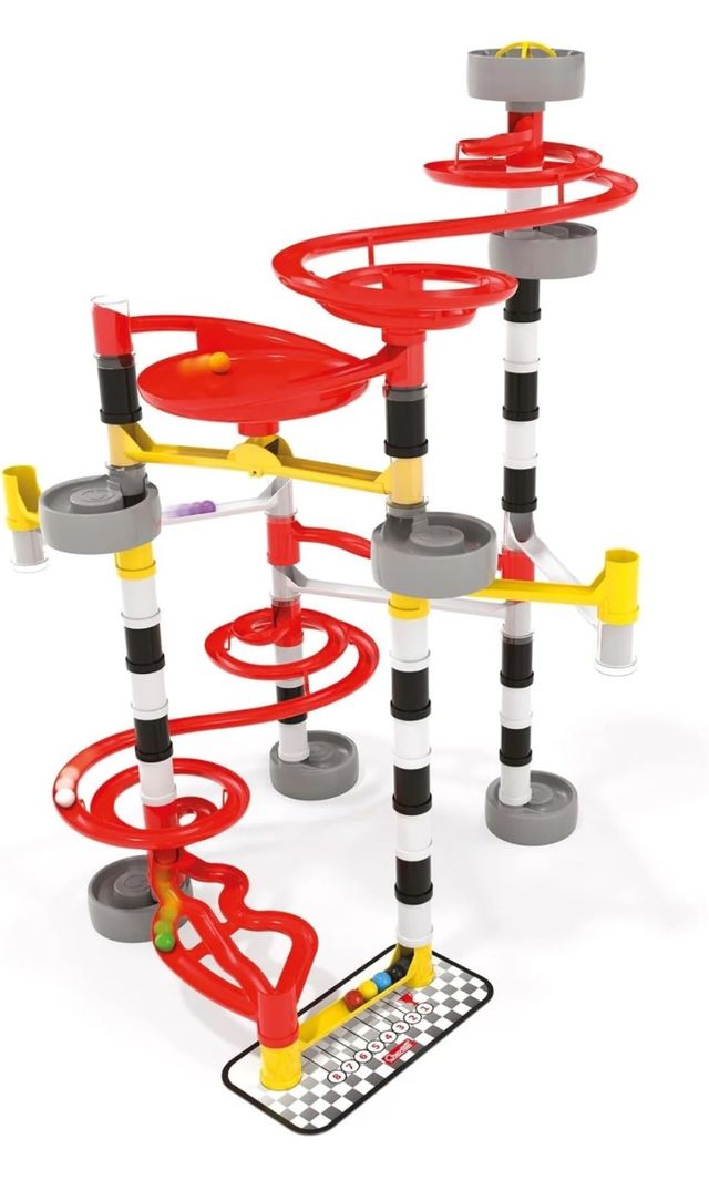 Pista carrera de canicas