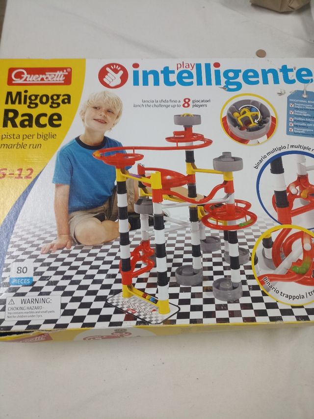 Pista carrera de canicas