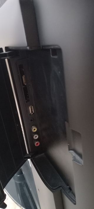 Televisor LOEWE 32" (NO Smart TV)