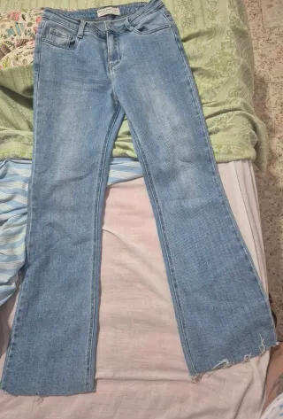 Pantalón vaquero de campana