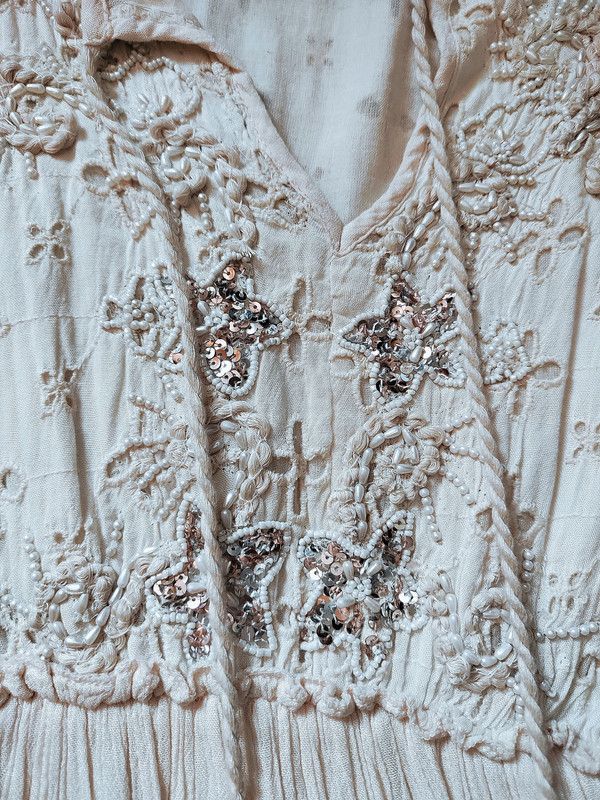 Vestido boho romántico pedrería