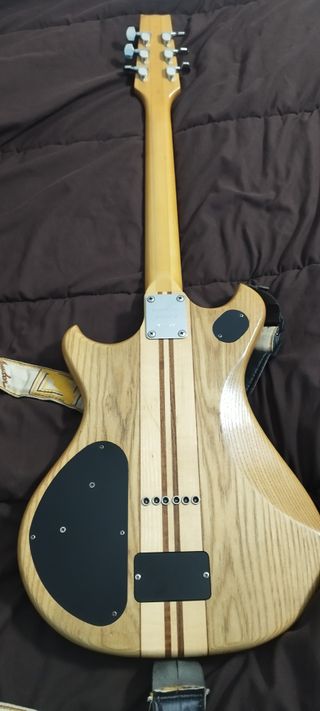 Guitarra eléctrica westone