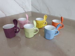 Juego de tazas
