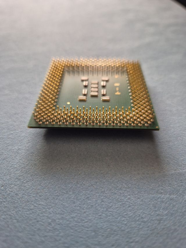 Vintage CPU PROCESSOR Intel Pentium III