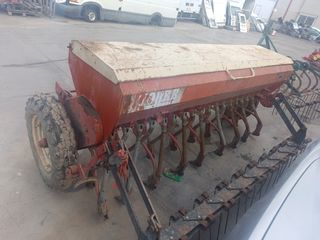 Sembradora de 17 Botas (Marca Torre)