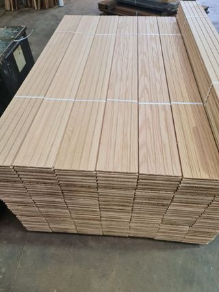 Tarima maciza roble Rosado Americano 140 x 22 mm