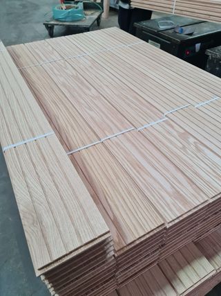 Tarima maciza roble Rosado Americano 140 x 22 mm