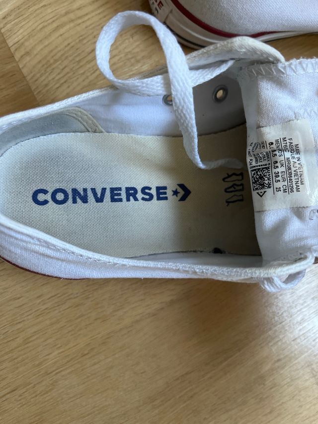 Converse blancas bajas 39.5